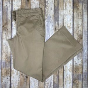 $5 SALE Old Navy Low Waist Khaki Pants Women’s 8